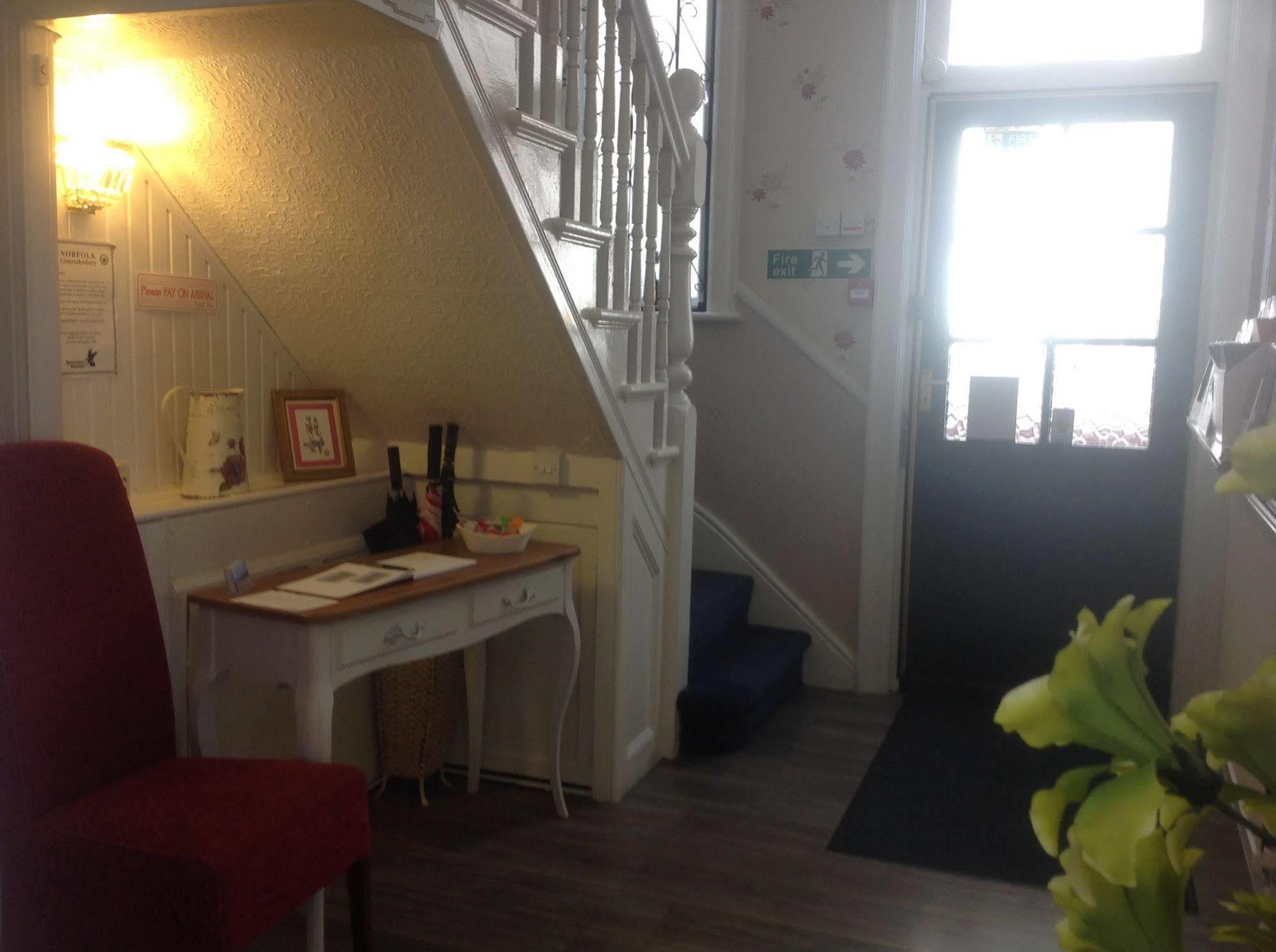 Cleasewood Guest House Горад Грэйт Ярмут Екстериор снимка